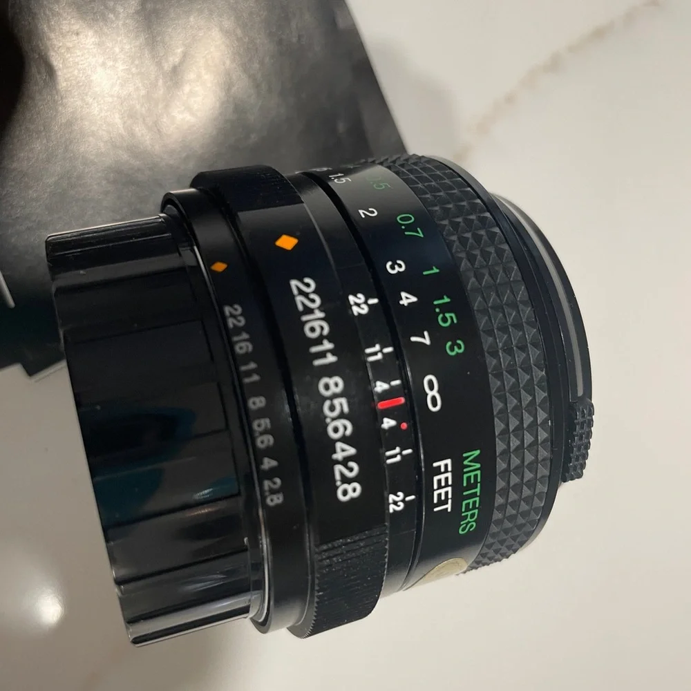 Vivitar 28mm 1:2.8 Wide Angle MC 49mm Lens